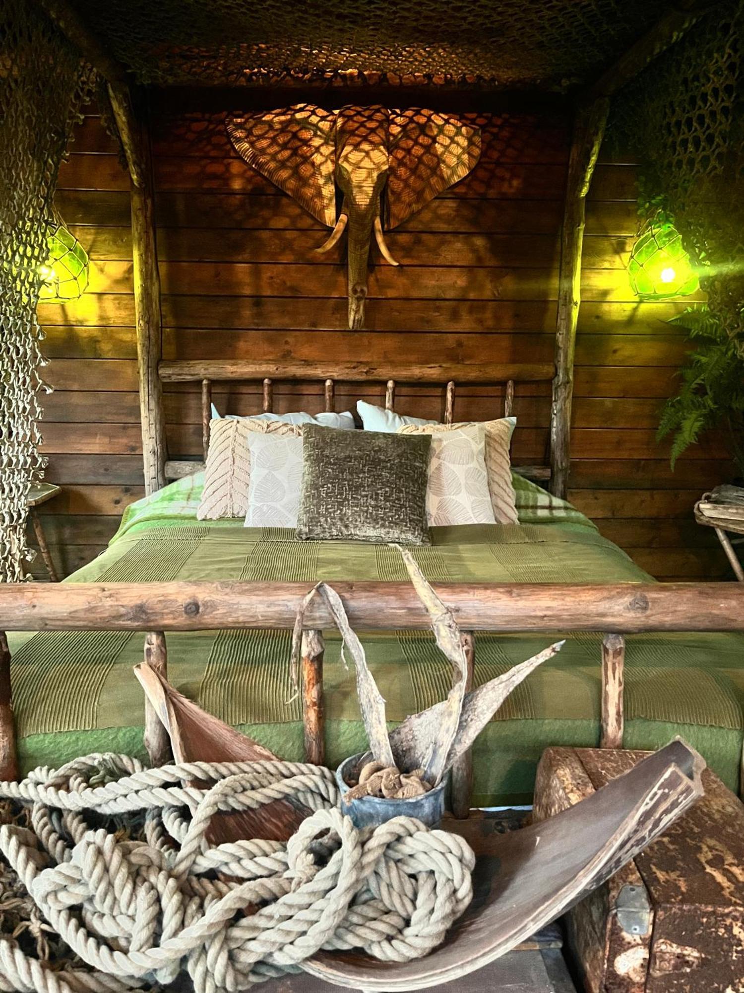 Bamboo Lodge Groningen Exterior foto